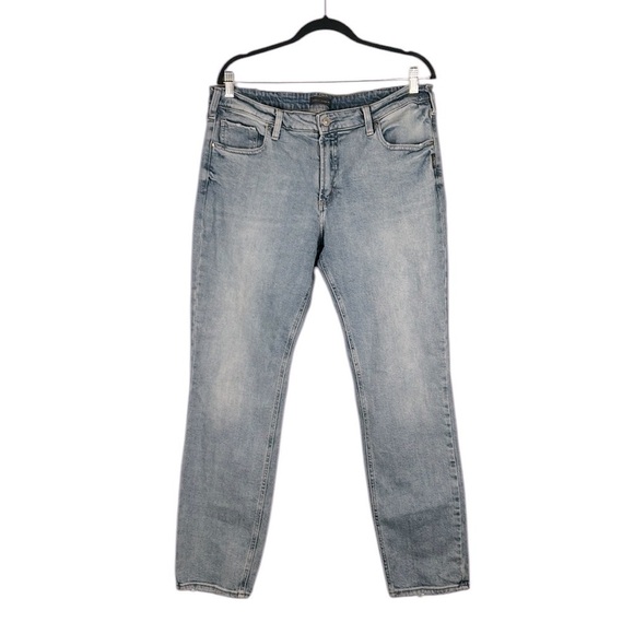 Silver Jeans Co. Light Wash Most Wanted High Rise Straight Jeans Size 33 - Picture 1 of 9